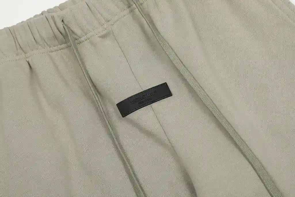 Essentials Heathered Grey Relaxed Street Sweatpants – Everyday Comfort Joggers