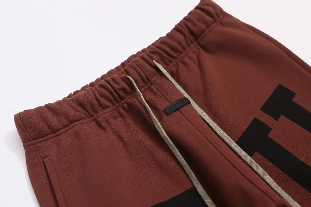 Essentials Sweatpants – Retro Red Essential Pants