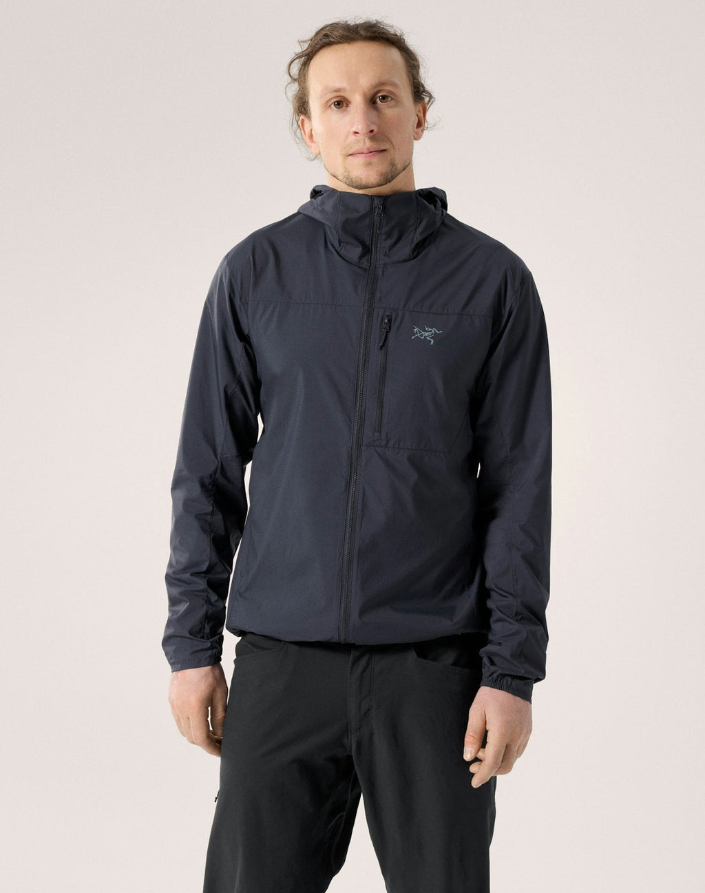 Arc'teryx Squamish Men's Windshell Hoody - Black Sapphire