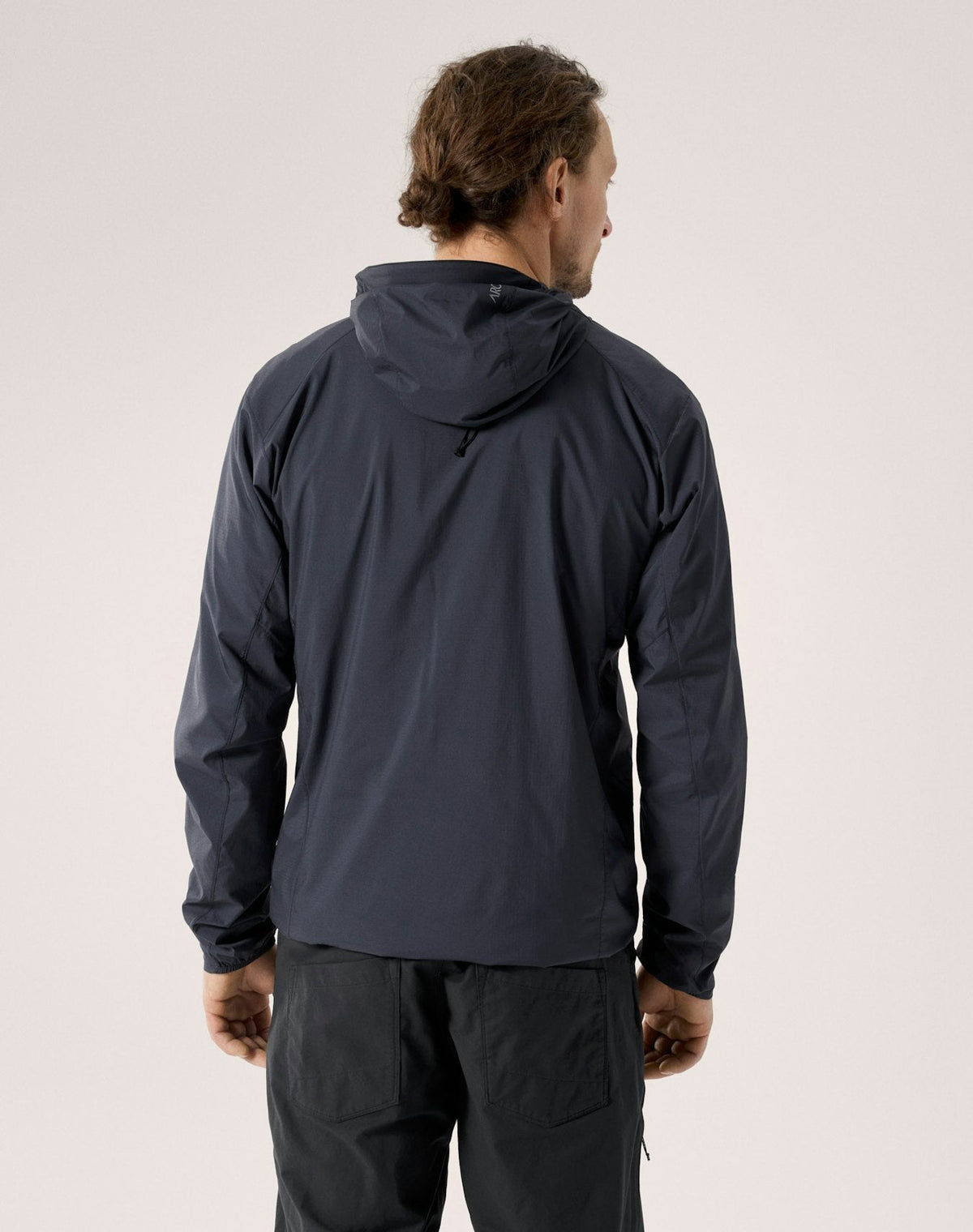 Arc'teryx Squamish Men's Windshell Hoody - Black Sapphire