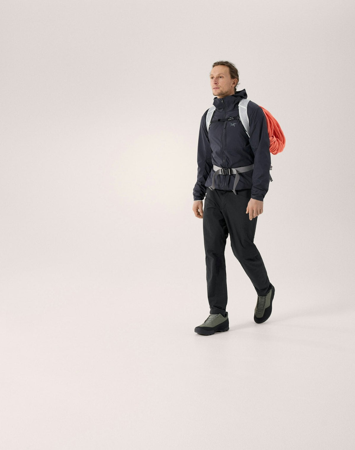 Arc'teryx Squamish Men's Windshell Hoody - Black Sapphire