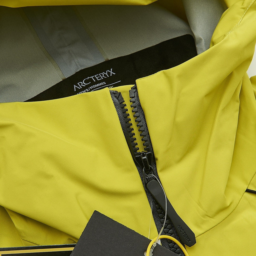 Arc'teryx Alpha SV Series Men's Waterproof Hard Shell Jacket "Yellow"