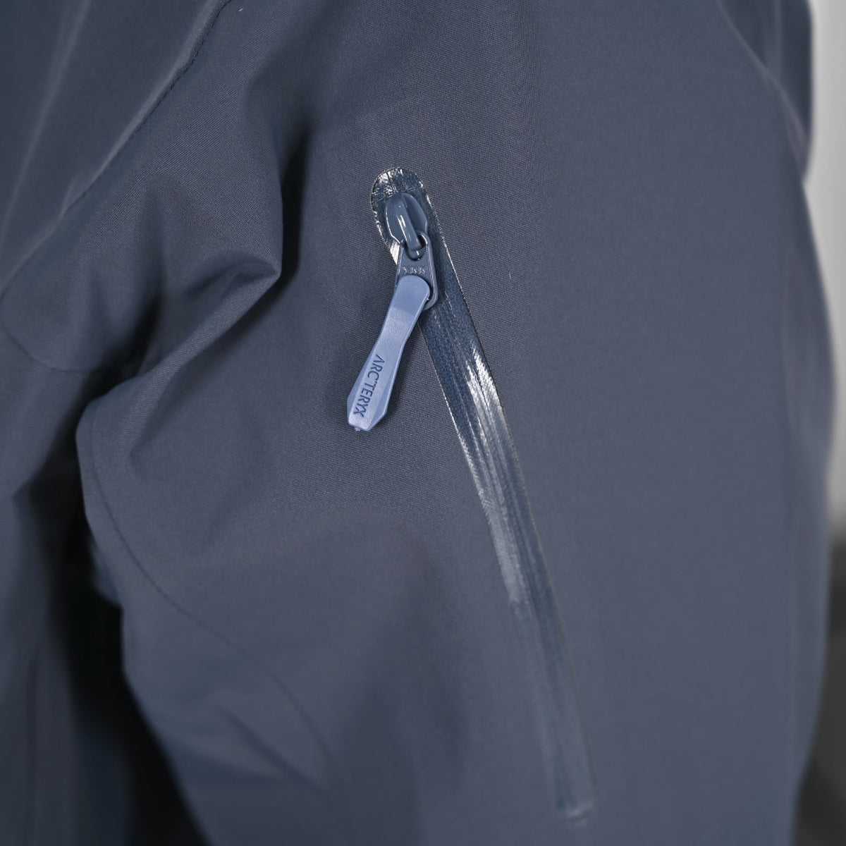 Arc'teryx Ski Series GORE-TEX Pro Insulated Hooded Jacket "Navy Blue"